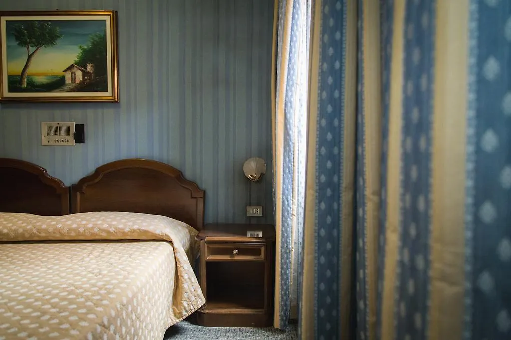 ***  Hotel Accursio Milan Italy