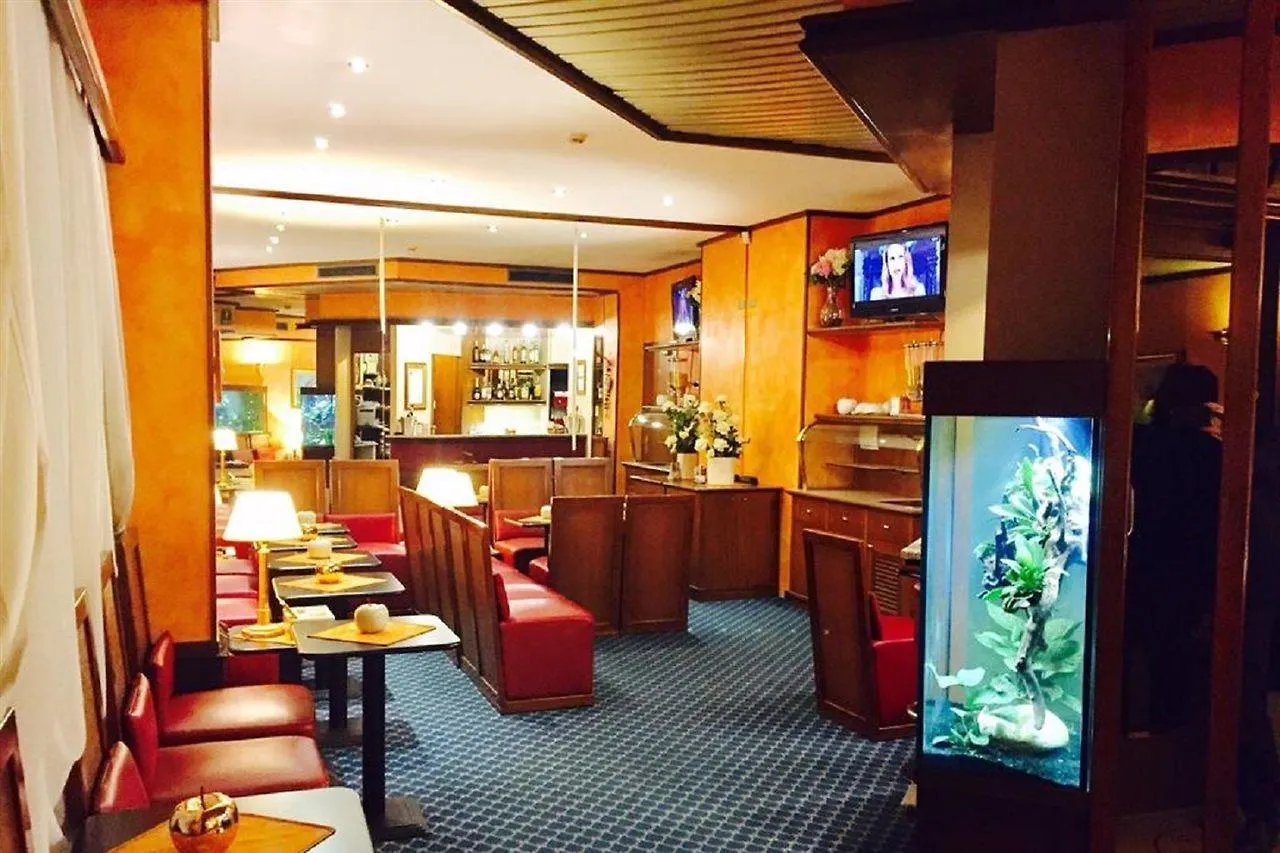 ***  Hotel Accursio Milan Italy
