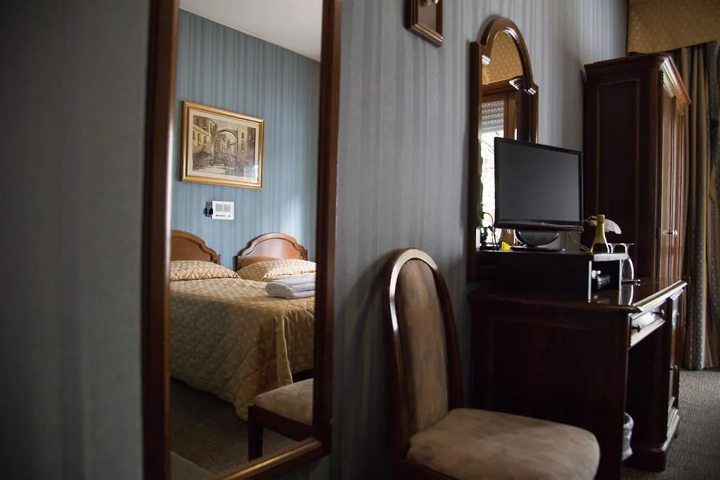 ***  Hotel Accursio Milan Italy