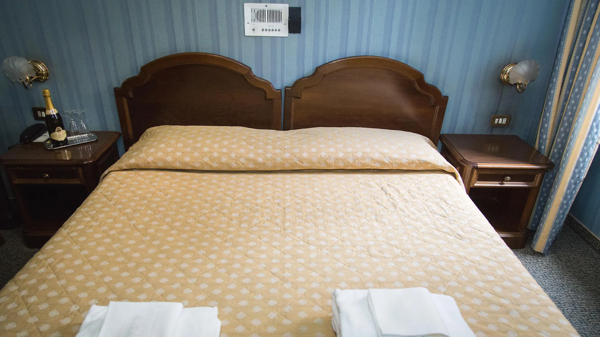 Hotel Accursio Milán 3*,